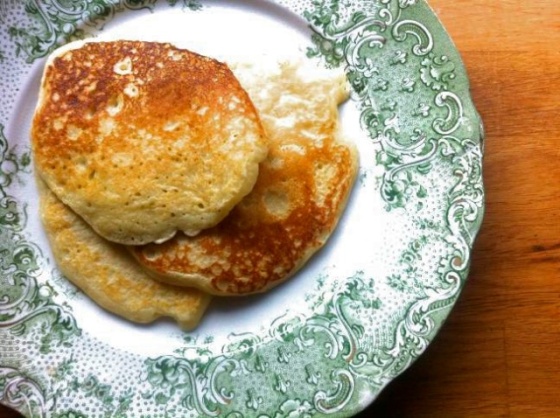 buttermilk pancakes ++ the pear and plum